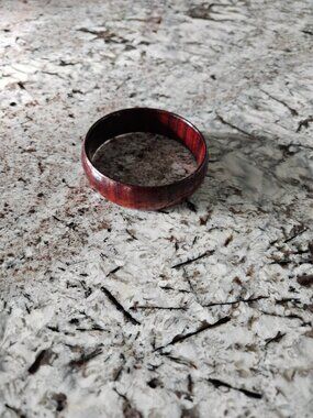 RARE & VINTAGE EXOTIC BROWN WOOD 13/16" H BANGLE BRACELET W/ SMOOTH GLOSS FINISH
